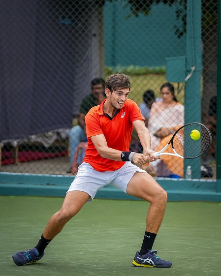 Tennis